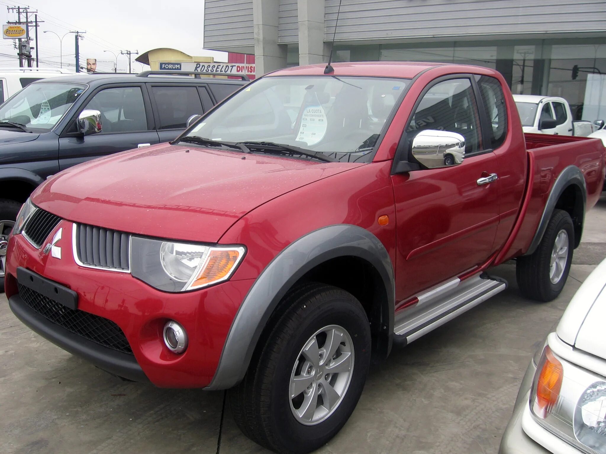 Mitsubishi l200 2008. Митсубиси л200 2008. Mitsubishi l200 Dakar. Митсубиси l200 красный. Mitsubishi Triton 2008.