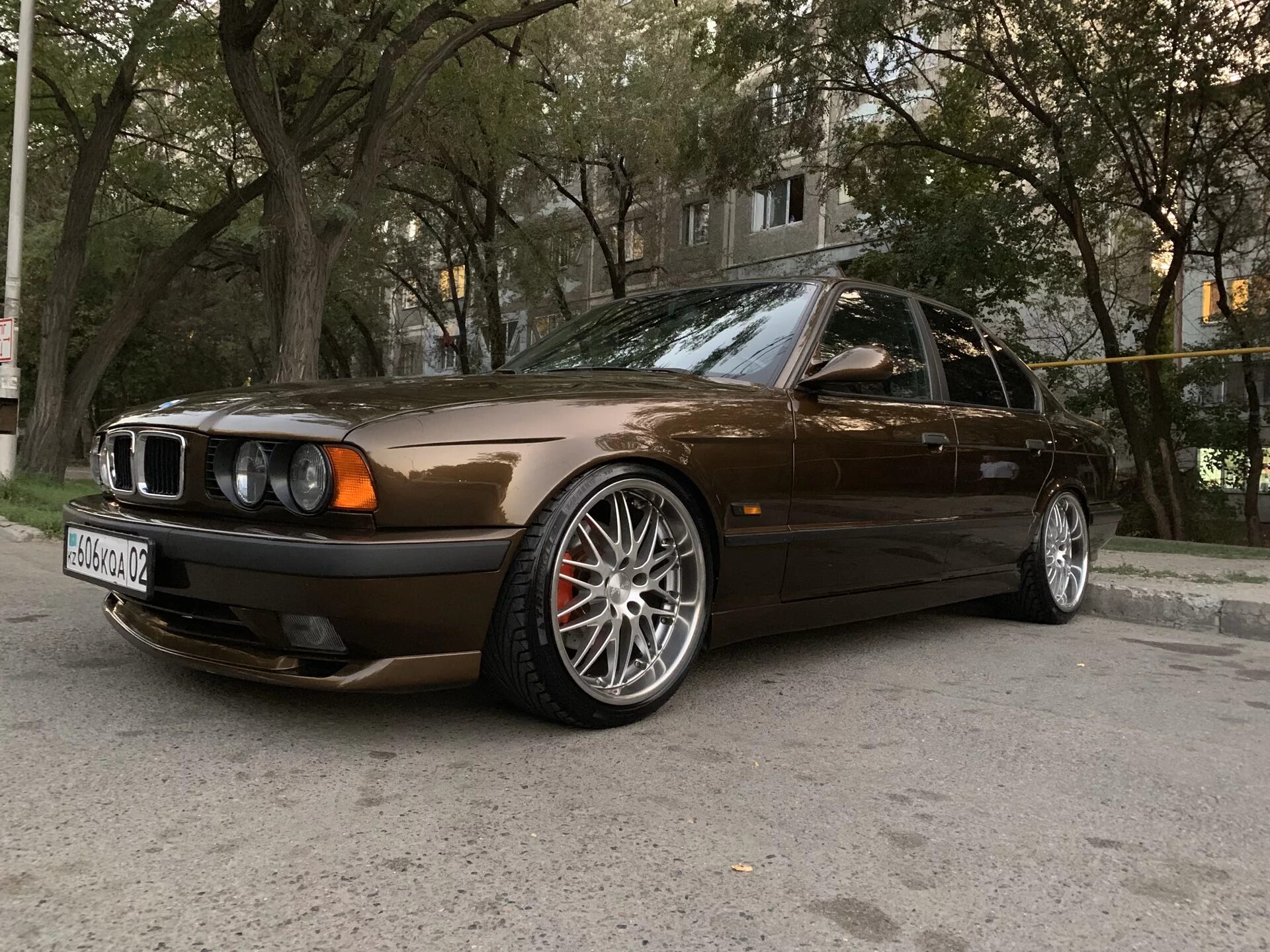 Е34 объем. BMW e34 37 Style. Диски БМВ е34. БМВ е34 r19. BMW e34/39.