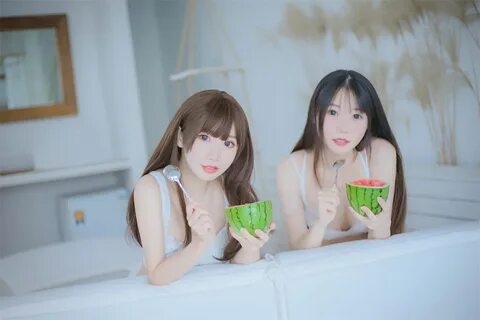 面 饼 仙 儿 香 草 喵 露 露 双 人 内 衣 23p 