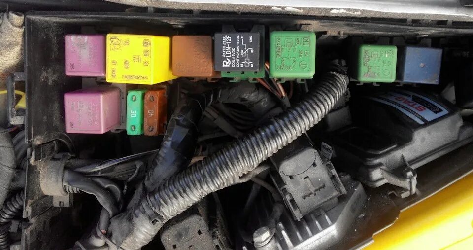Замена реле включения вентиляторов - Opel Omega B, 2,2 л, 2000 года поломка DRIV