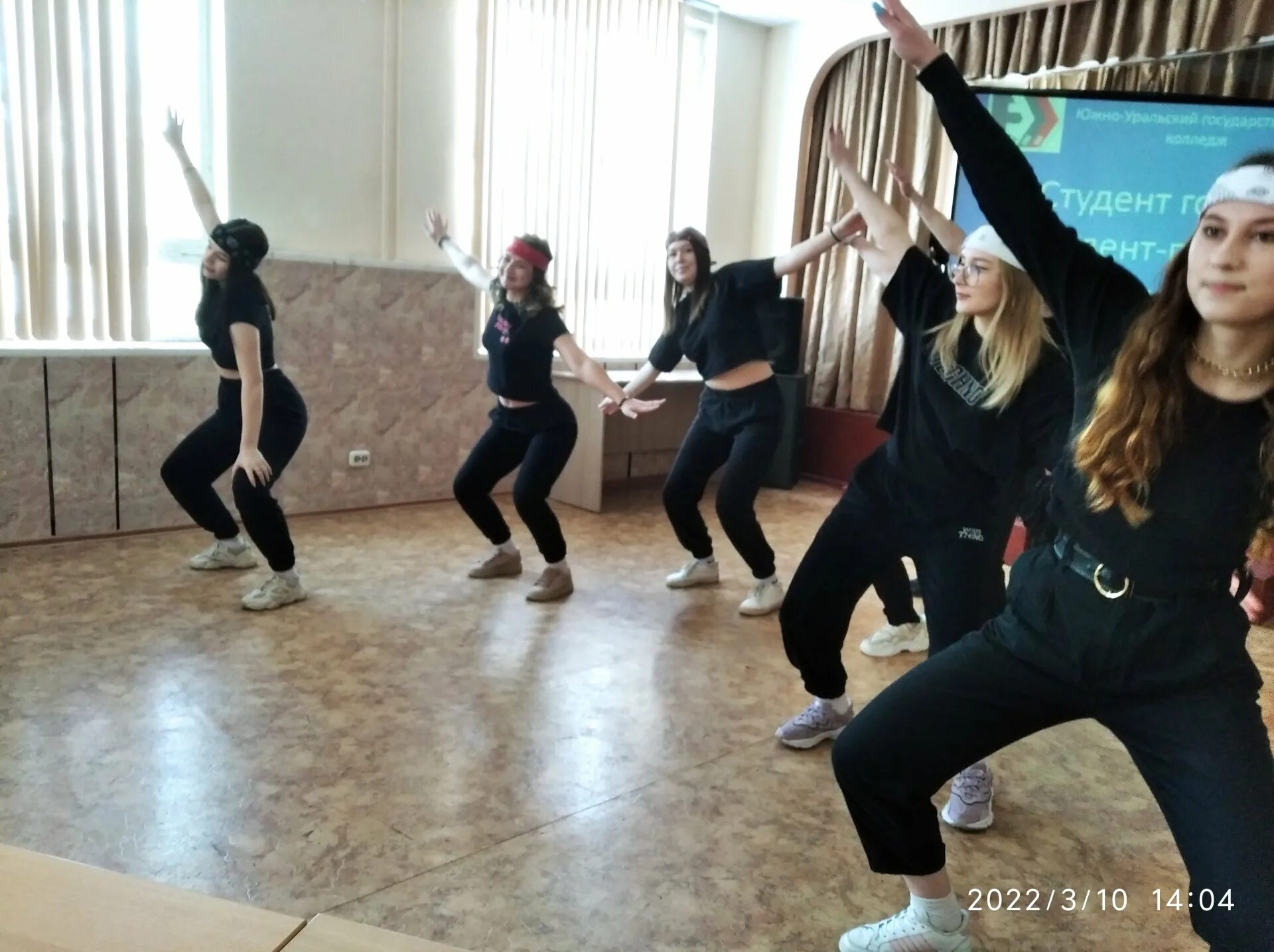 студенты россии. студент года в колледже. студент года в колледже. университет студенты. всероссийский конкурс "студент года".