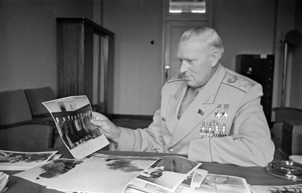 Was there a beating? Beating Comrade Stalin During the investigation in 1938, Ro