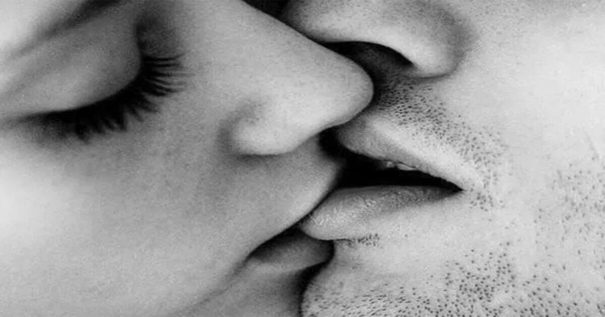 Страстные сообщения. Поцелуй в губы. Красивый поцелуй. Целующие губы. Нежный поцелуй.