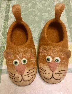 Тапочки коты