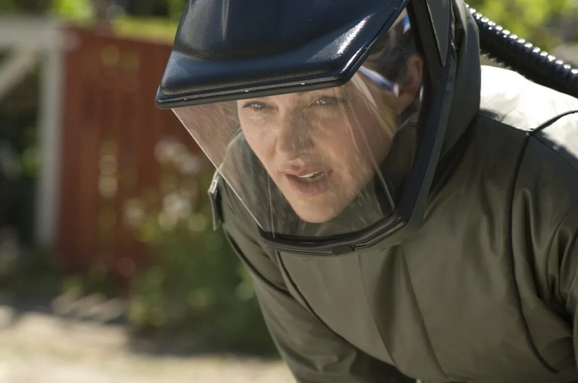 Вирус андромеда фильм 2008. Штамм андромеда фильм 2008. Штамм андромеда (the andromeda strain), 1971. Майкл крайтон штамм андромеда. Вирус андромеда (2008).