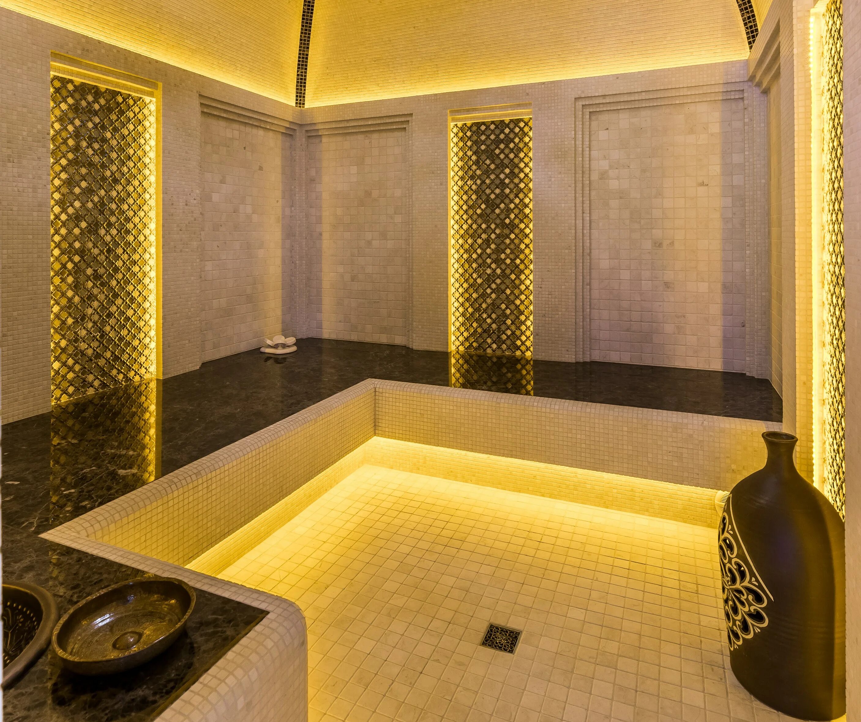 Хамам 1800 * 1700 *2150. Курна хамам. Отделка хамама. Хамам стены. Хамам в современном стиле.