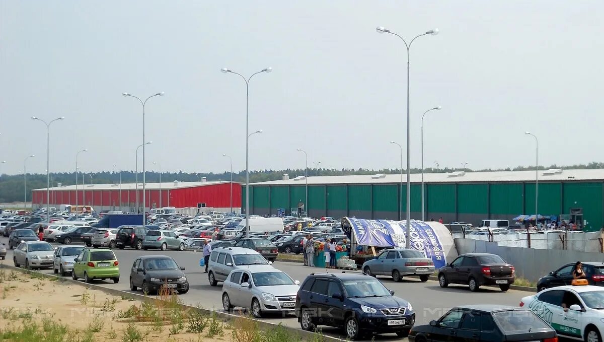 Новая тура зеленодольск. Новая тура бесплатный. Технополис новая тура казань. Технополис новая тура. Зеленодольск новая тура рынок.