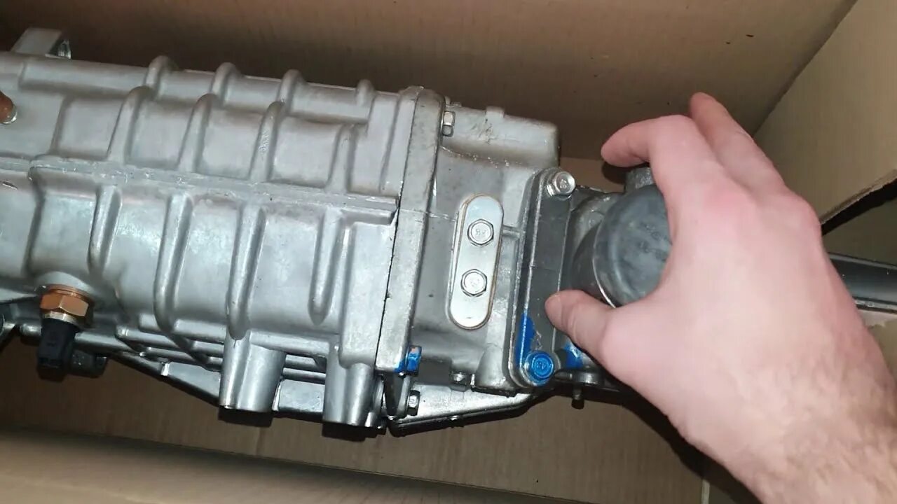 Кпп газель next a21r22-1700010. Коробка на каменс. 8 330нм. Кпп газель некст камминз 2. Кпп 3302-1700010-40.