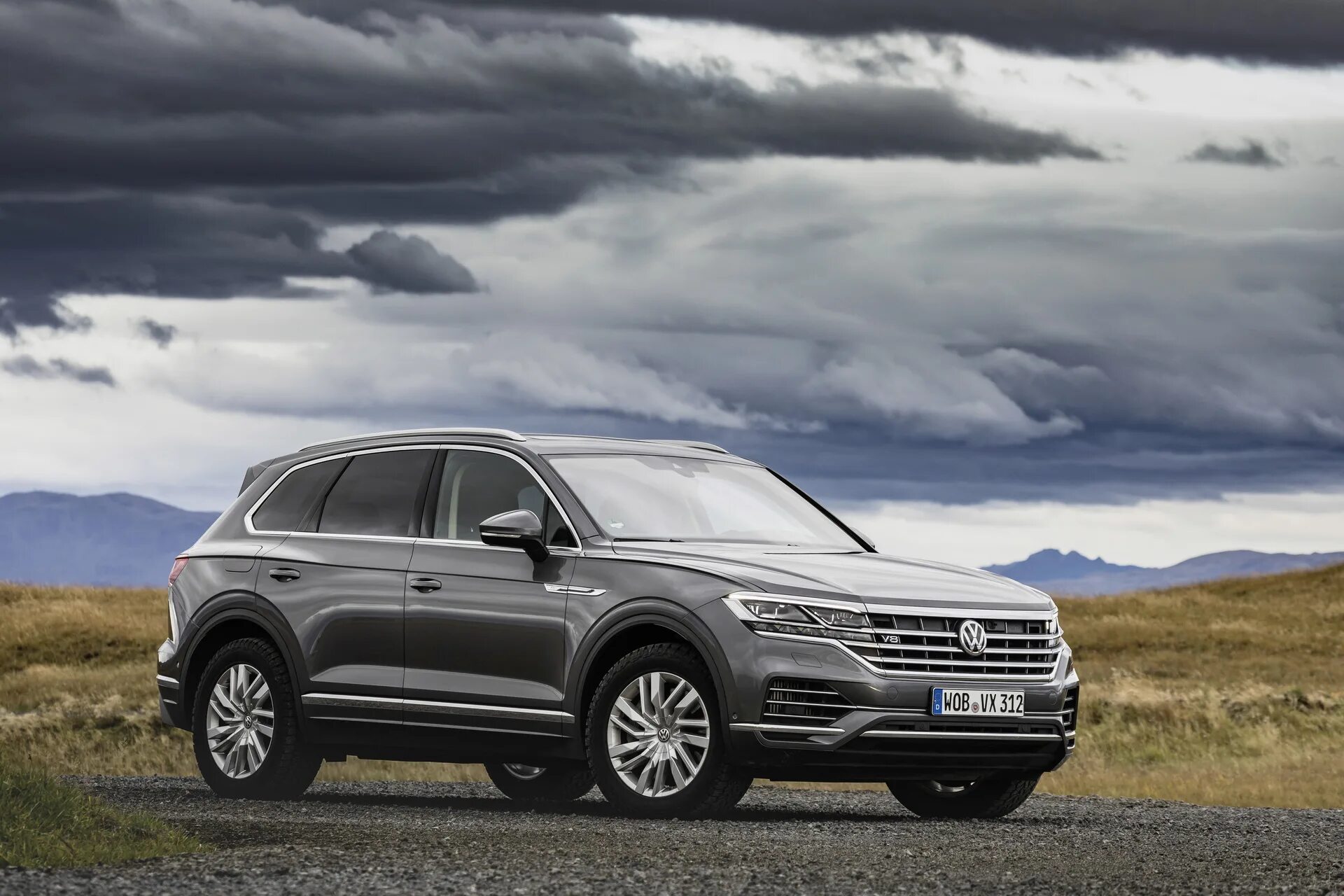 Новые модели туарег. Фольксваген Туарег 2020. Volkswagen Touareg v8 TDI. Новый Фольксваген Туарег 2020. Volkswagen Туарег 2020.