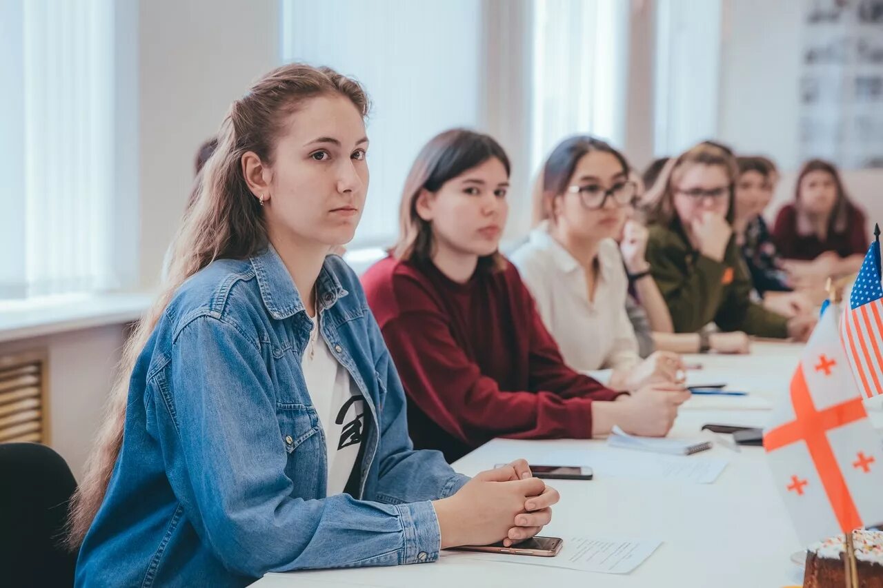 Студенты АГУ. Студенты Астрахань. Студенты Астраханского педагогического института. Студенты Астраханского медицинского университета.