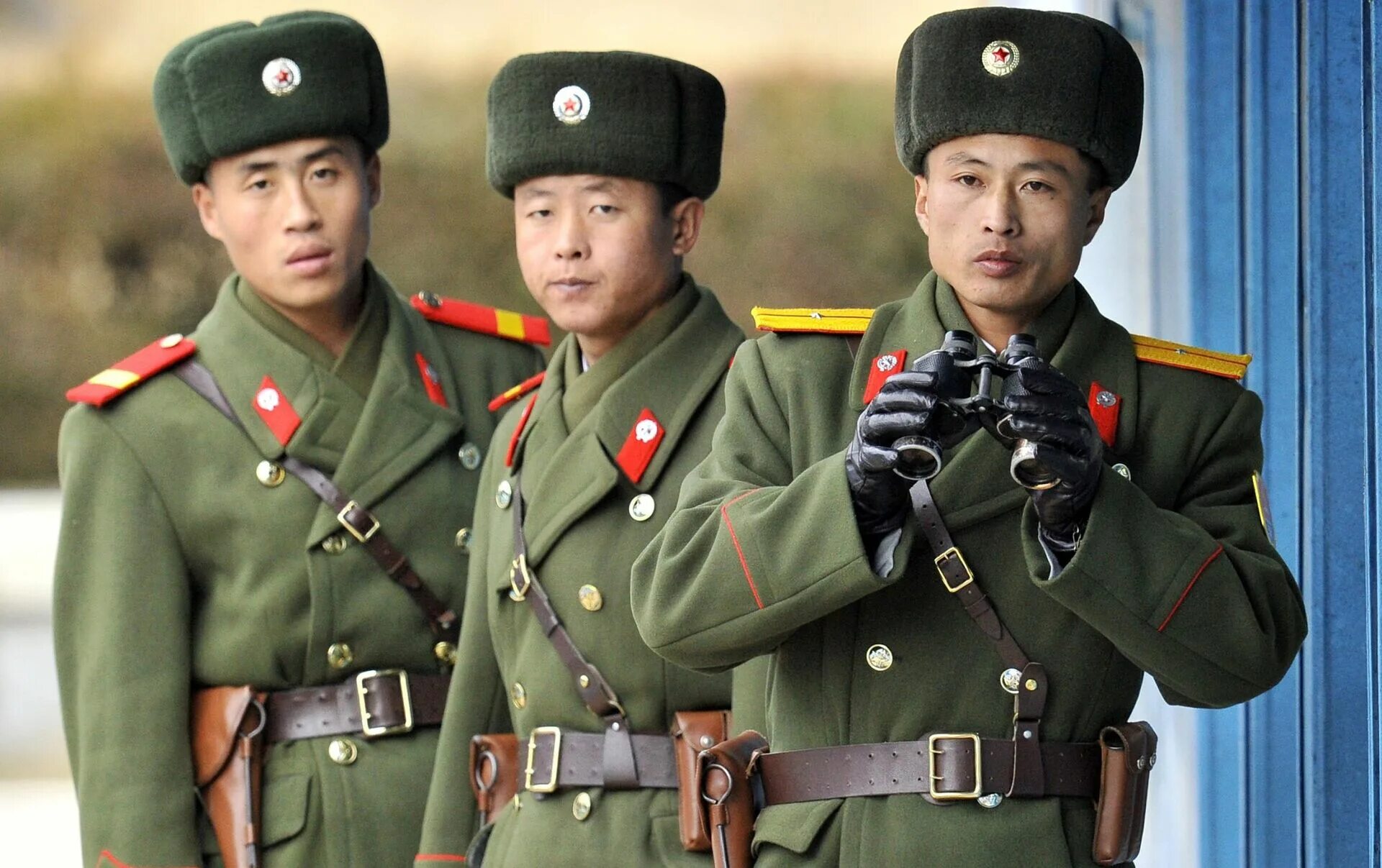 Сев форм. Матросы северного флота. Военные картинки в две. Юнармия вмф. Военная форма северной кореи.