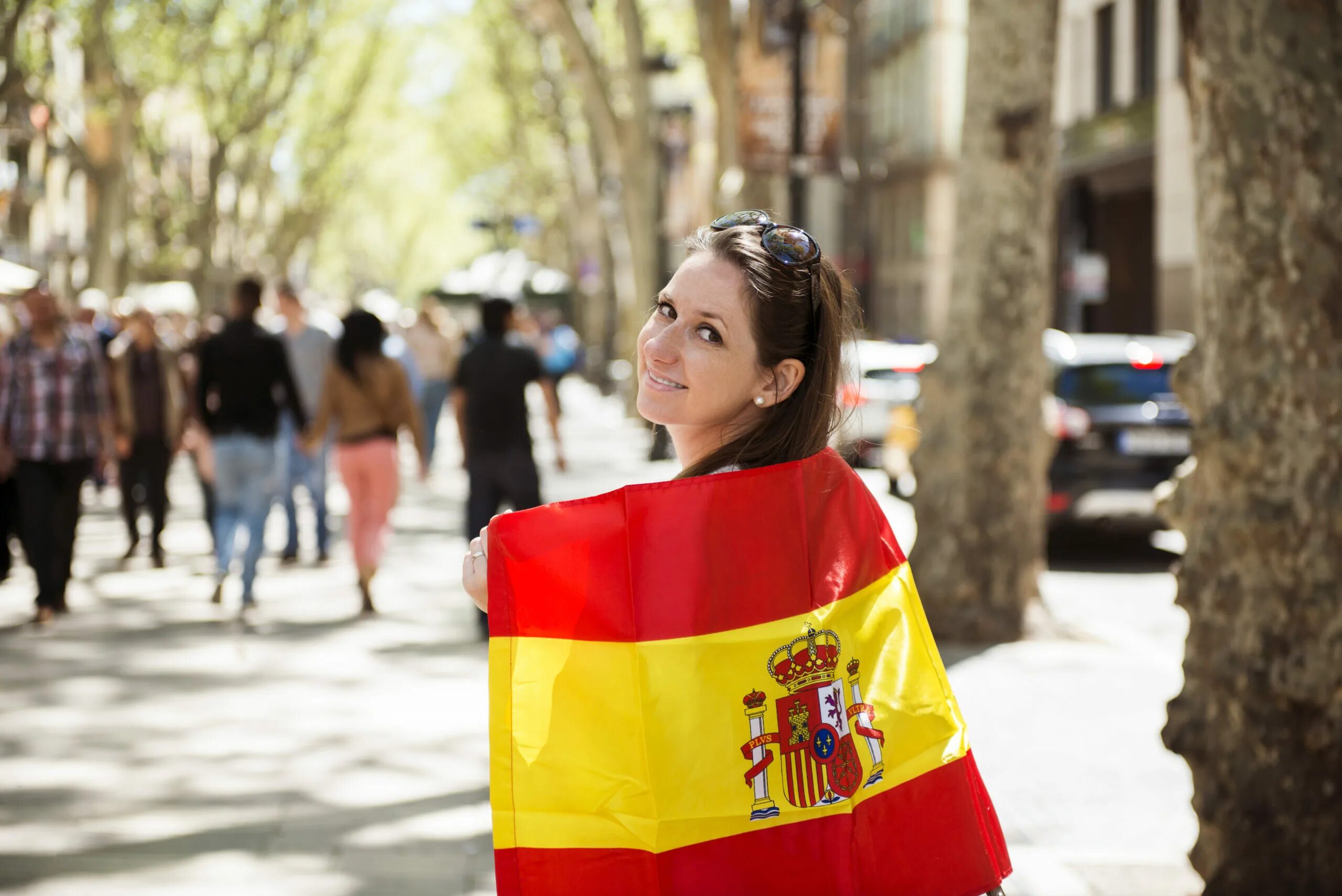Уважаемая испанка. Испания люди на улице. Испанки на улицах. Испания девушки на улице. Испанские девушки на улицах.