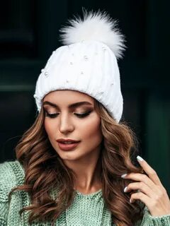 Белая шапка