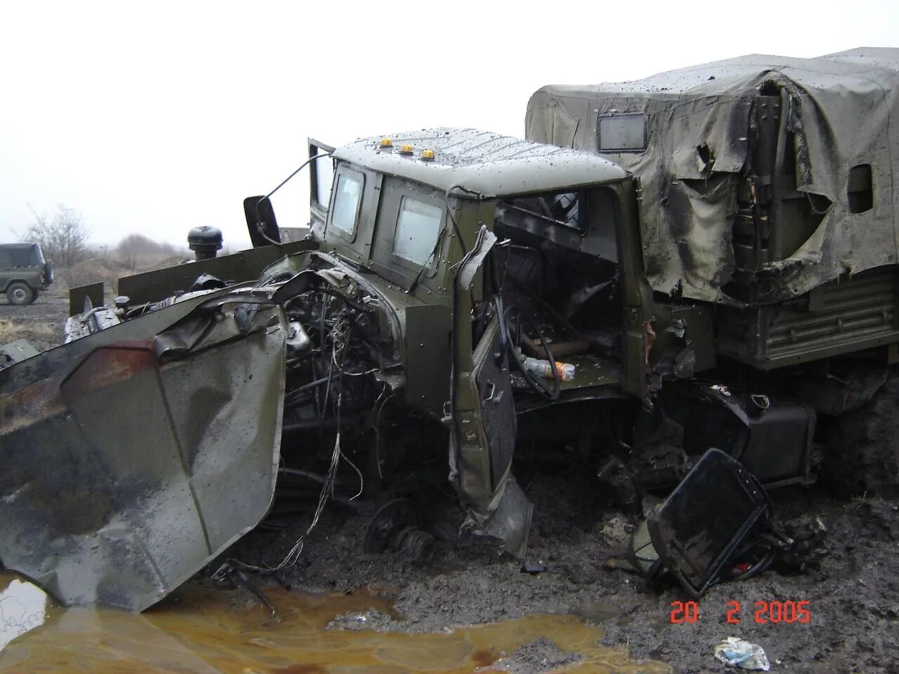 урал 4320 уничтоженный. урал 375 в афганистане. подорванные на минах камазы. подрывы уралов. подрывы уралов.