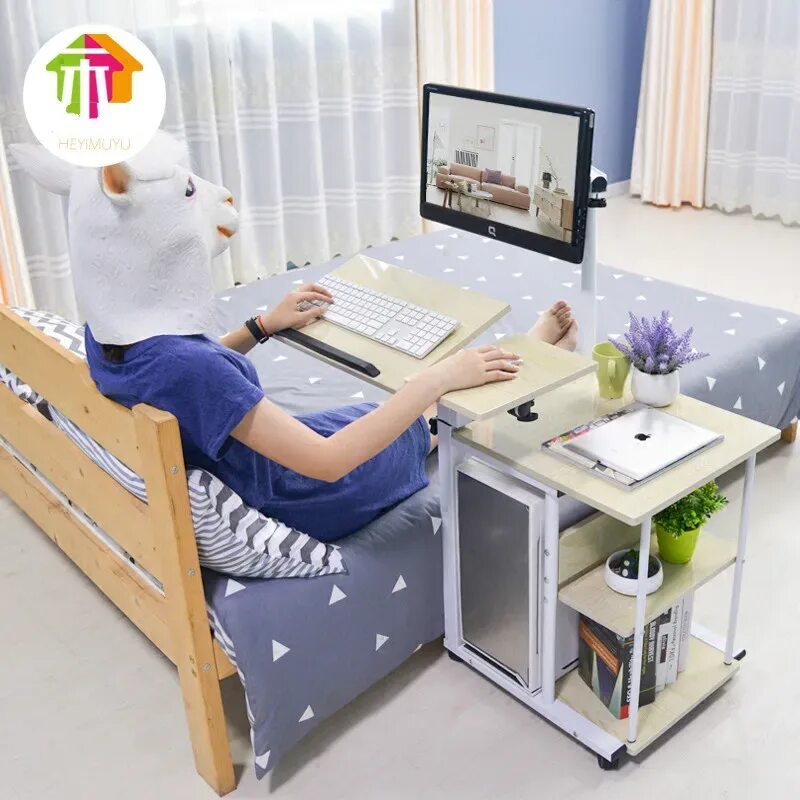 Boarding desk