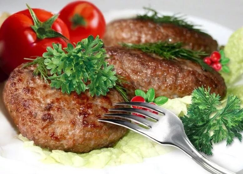 Котлеты из фарша со свинины. Котлеты мясные. котлета домашняя. блюда с котлетами. мясные биточки из фарша.