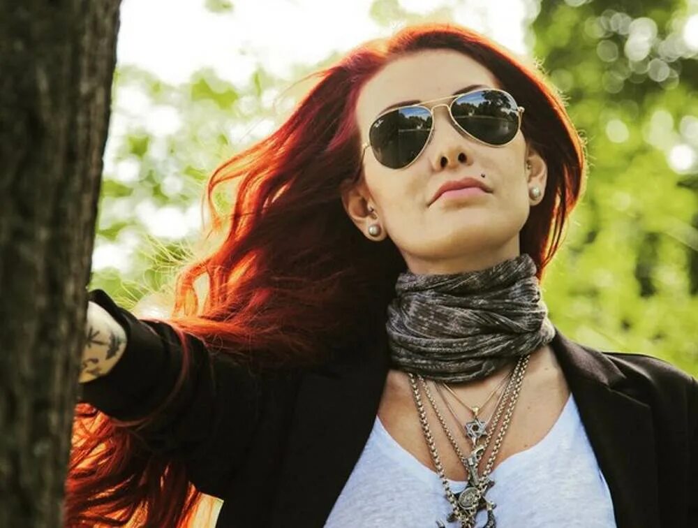 Рыжая экстрасенс из битвы. Рыжая экстрасенс из битвы