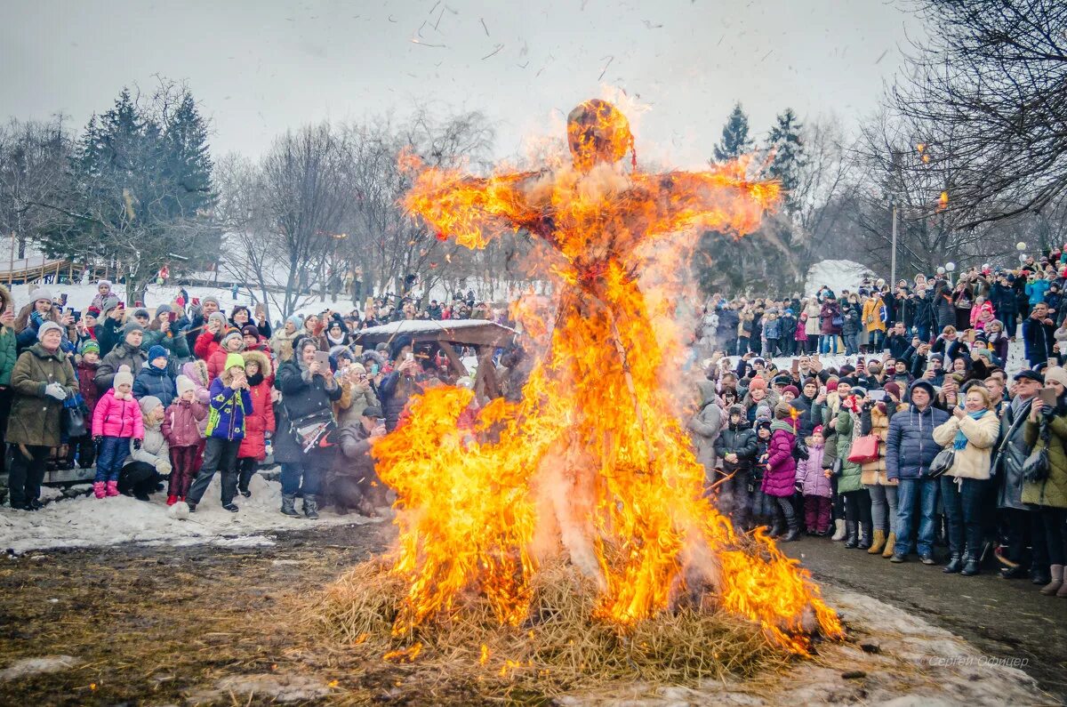 Масляна фото. Масленица в Украине. Традиционные праздники. Народный праздник Масленица. Традиционный праздник Масленица.