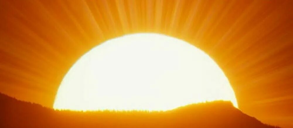 Мощь солнца. Солнце белого цвета. Солнце ассоциации. Солнечный взрыв.