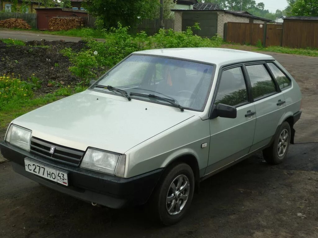 Ваз 2109 татарстан. Ваз 2109 2002. ваз 2109 2002 г. ваз 2109 2002 зеленый.
