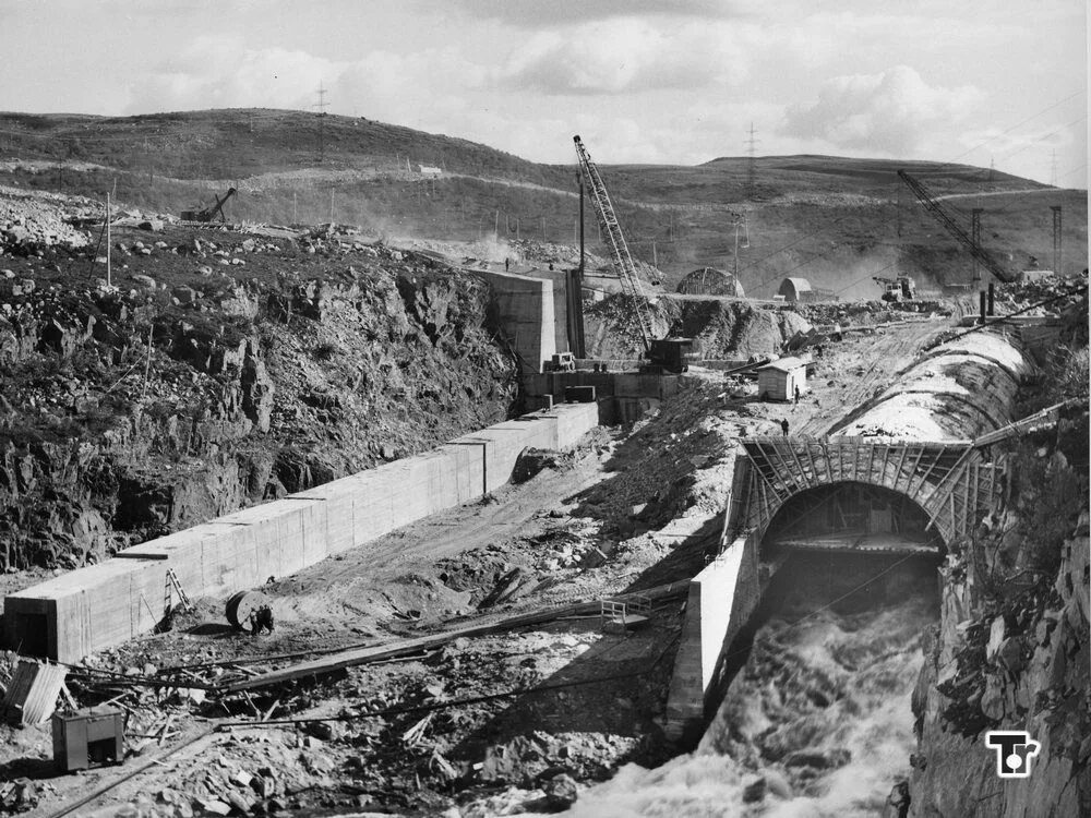 Серебрянская гэс. Серебрянская гэс мурманская область. водосброс серебрянской гэс-2. серебрянская гэс-16. серебрянская гэс-1 водосброс.