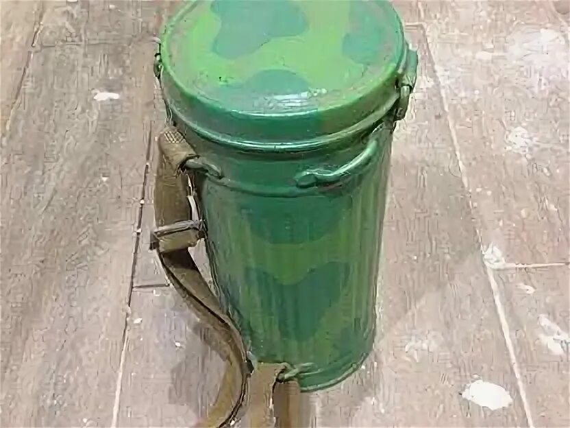 Противогазный бак вермахта 1935. Бачок противогаза немецкий. Бачок противогаза. Бачок противогаза. Бачок противогаза.