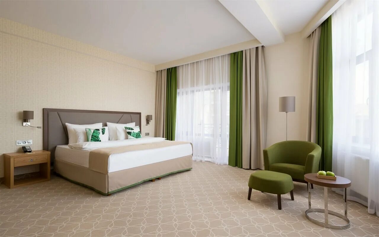 Green resort hotel кисловодск. Грин резорт отель и спа кисловодск. Апартаменты green studio emerald санкт-петербург. Отель green park кисловодск. Студии в green line батуми фото.
