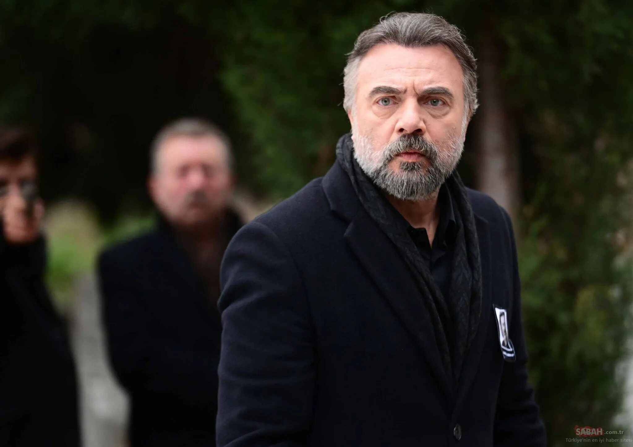 Men bu cihana sığmazam 59. Men bu cihana sığmazam 59. Октай кайнарджа 2000. Ben bu cahana sigmazam foto ceayir. Ben bu chihana sigmazam.