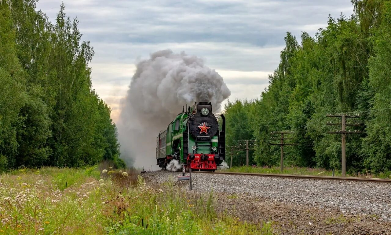 Паровоз п36 Рыбинск. Ярославль Рыбинск ретропоезд. Ретро паровоз Ярославль Рыбинск. Ретро поезд Ярославль Рыбинск.