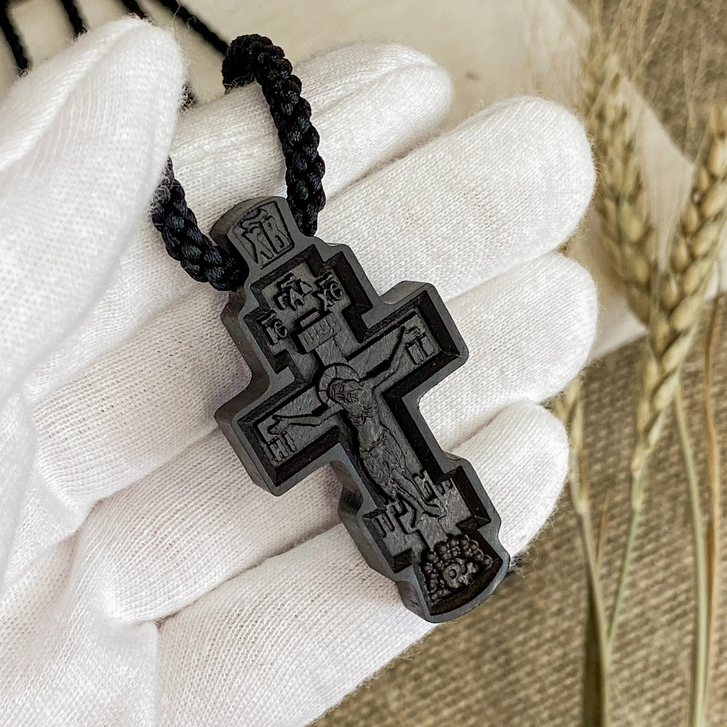 Крест jordari. Деревянный крестик нательный. Деревянный крестик на шею. Нательный крест из дерева.