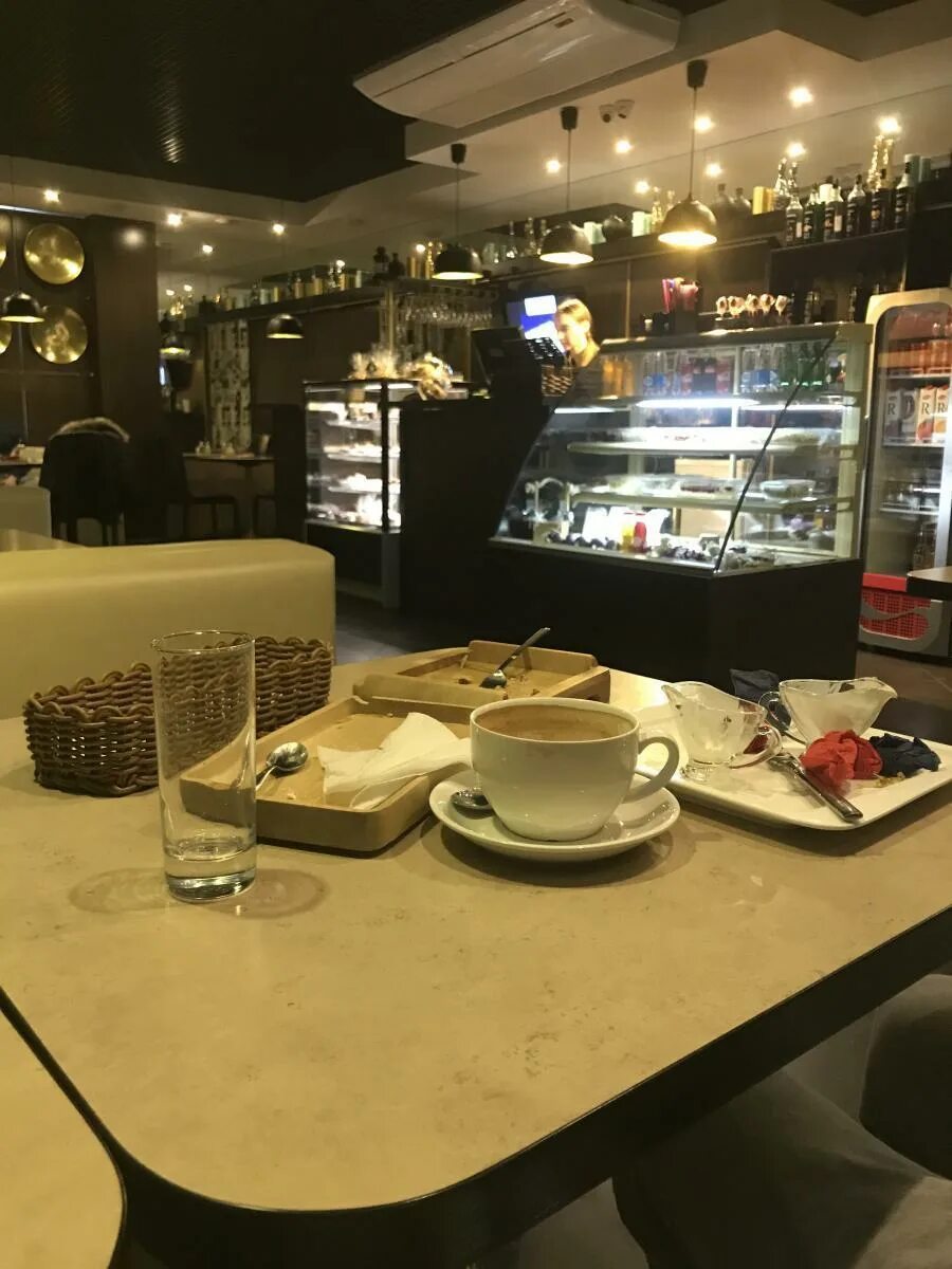 Дольче томск. Кафе Дольче Томск. Кофейня Дольче Томск. Dolce Cafe Томск. Томск улица розы Люксембург 79 Dolce.