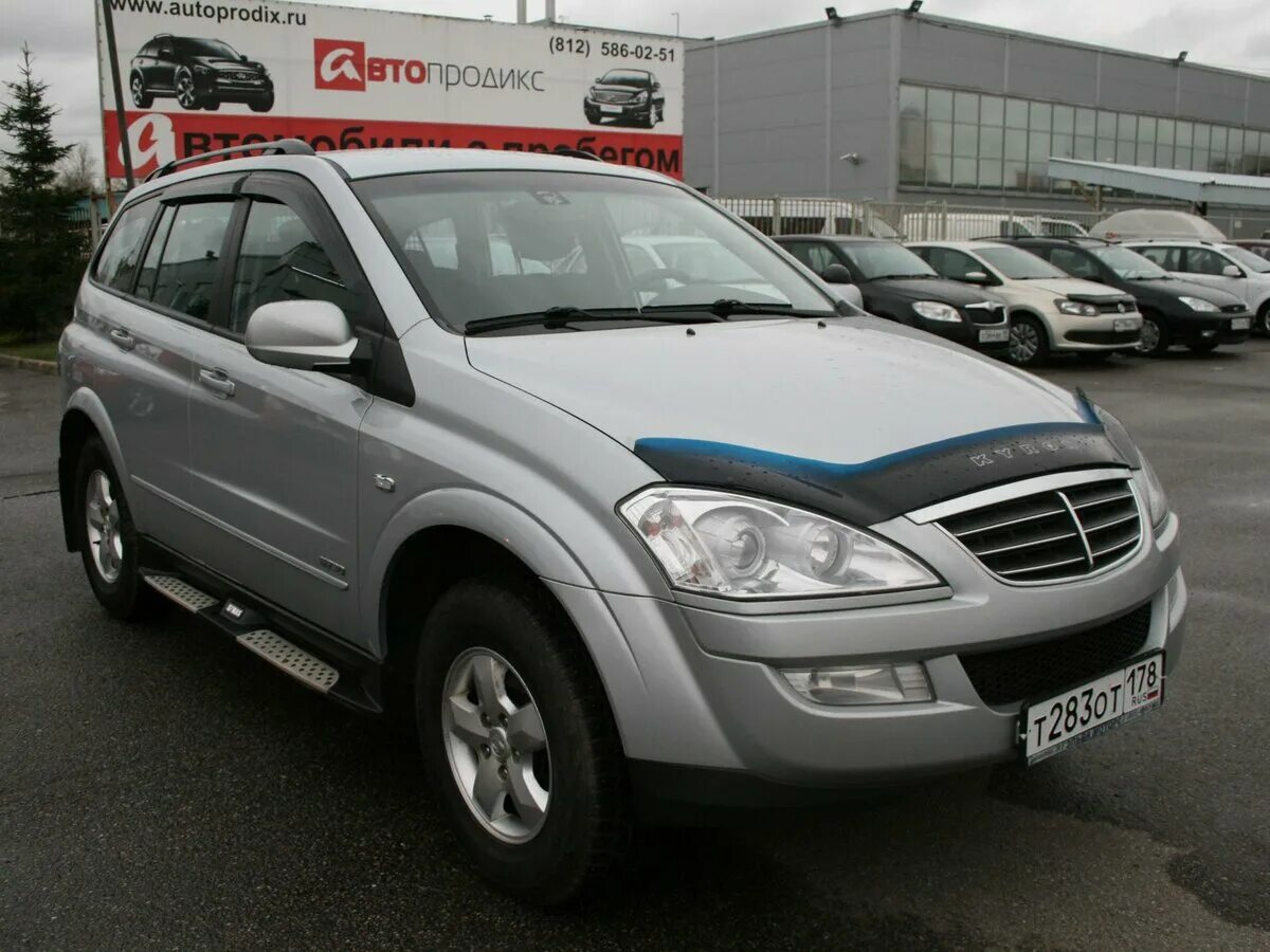 SSANGYONG Kyron 3. Саньенг Кайрон серебряный. Санг Йонг Кайрон серебристый. SSANGYONG kyronеребристая.