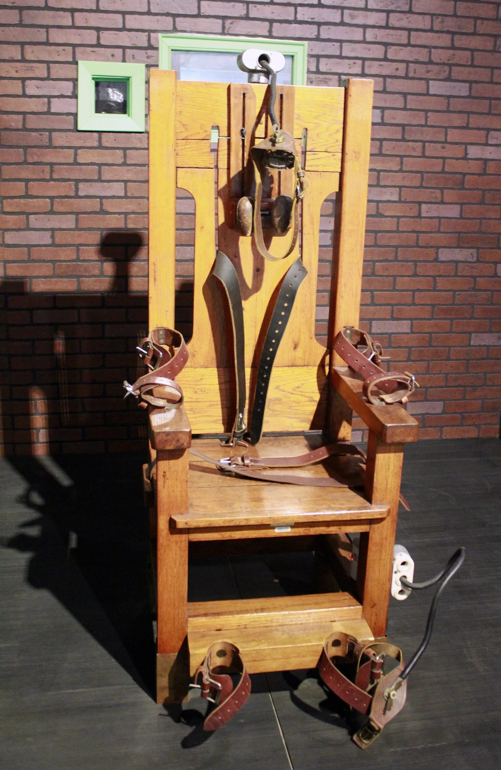 Пытка электрическим стулом. Old Sparky электрический стул.