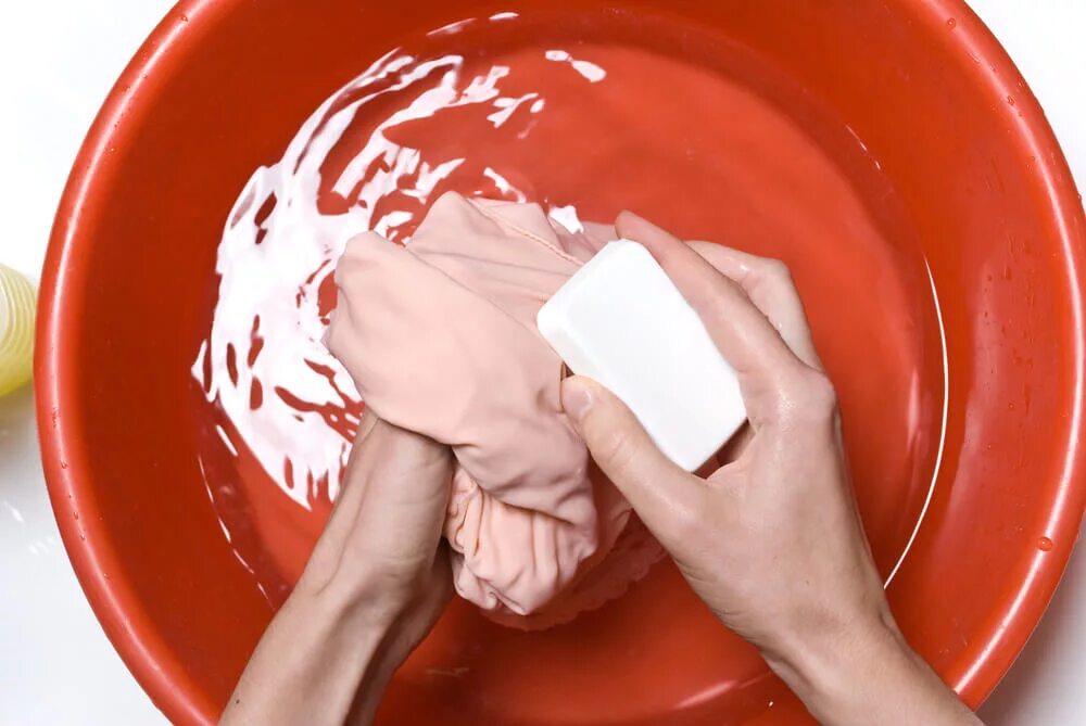 чем отмыть тональник