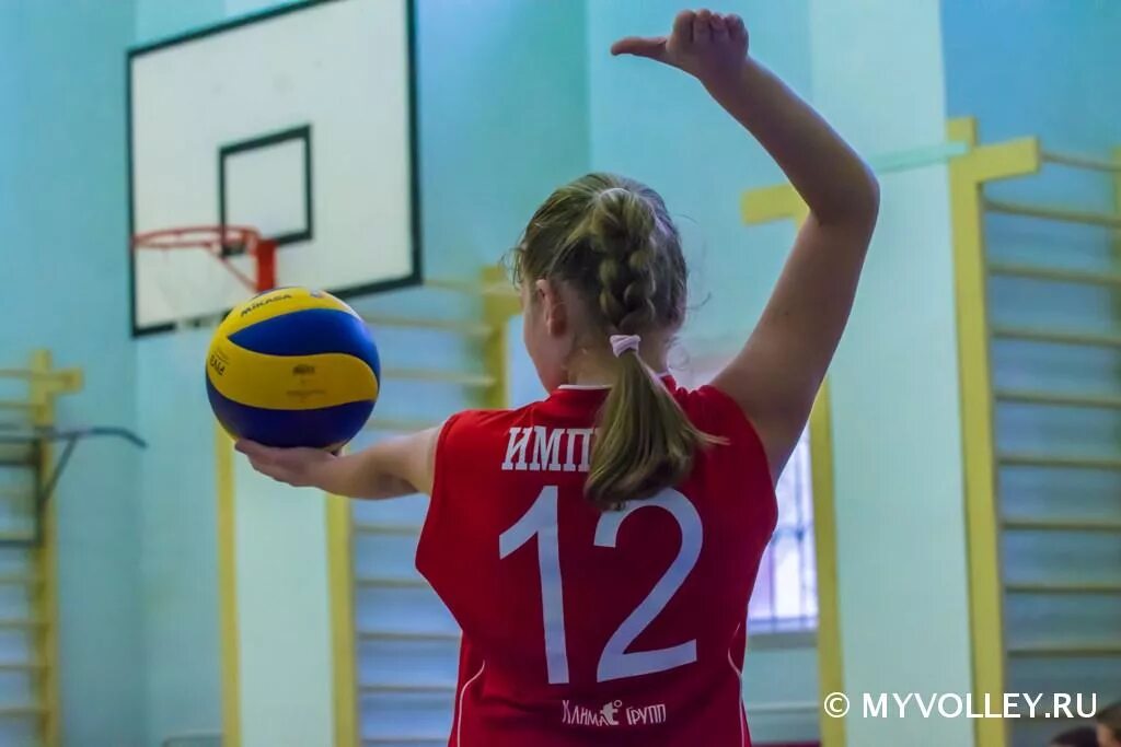Игровые виды спорта. Волейбольная команда цивс новосибирск. Волейбол новосибирск девушки. Цивс заря новосибирск волейбол. Цивс заря волейбол.
