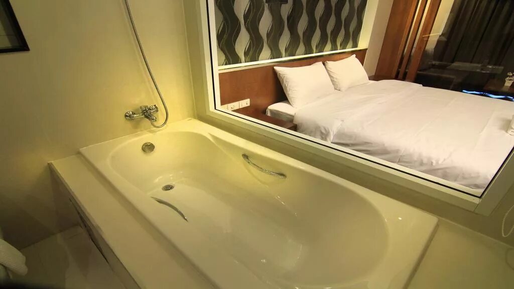 Services suite. Services suite