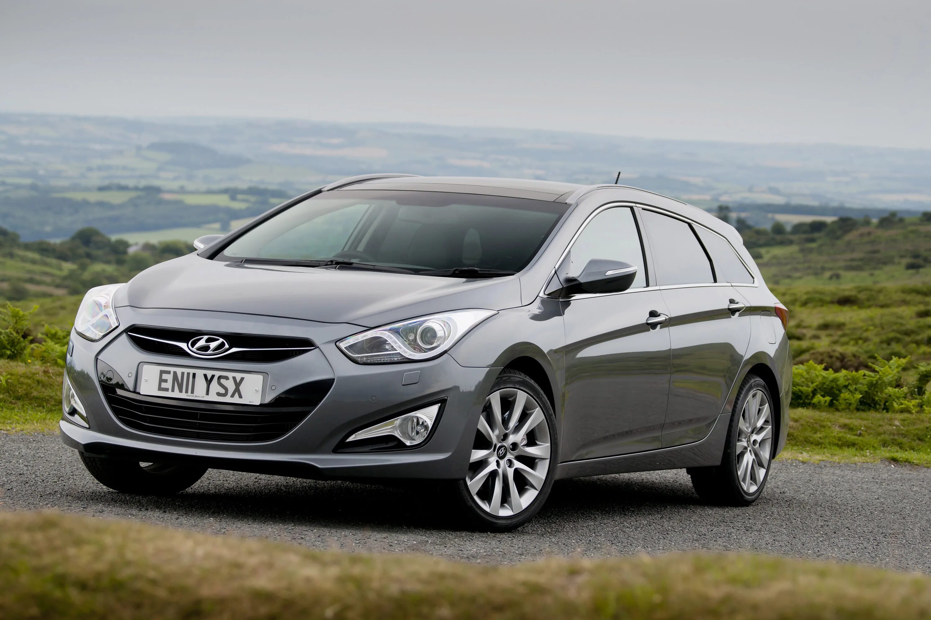 Hyundai i40. Hyundai i40 хэтчбек. Хендай ай 40. Hyundai i40 Wagon. Купить хендай ай40