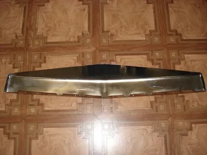 Хромированная накладка капота
