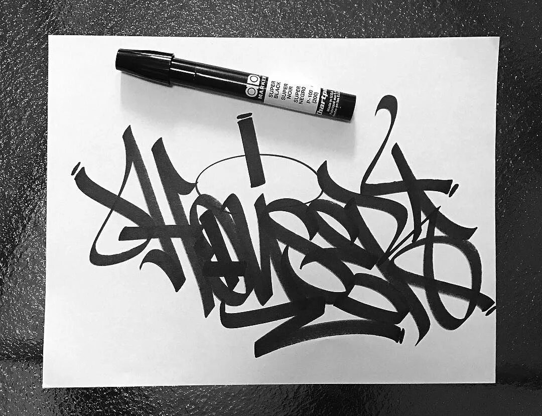 Теги маркером. Теги маркером. Граффити на бумаге маркером. Теги фигурные маркером. Каллиграфия маркером для начинающих.
