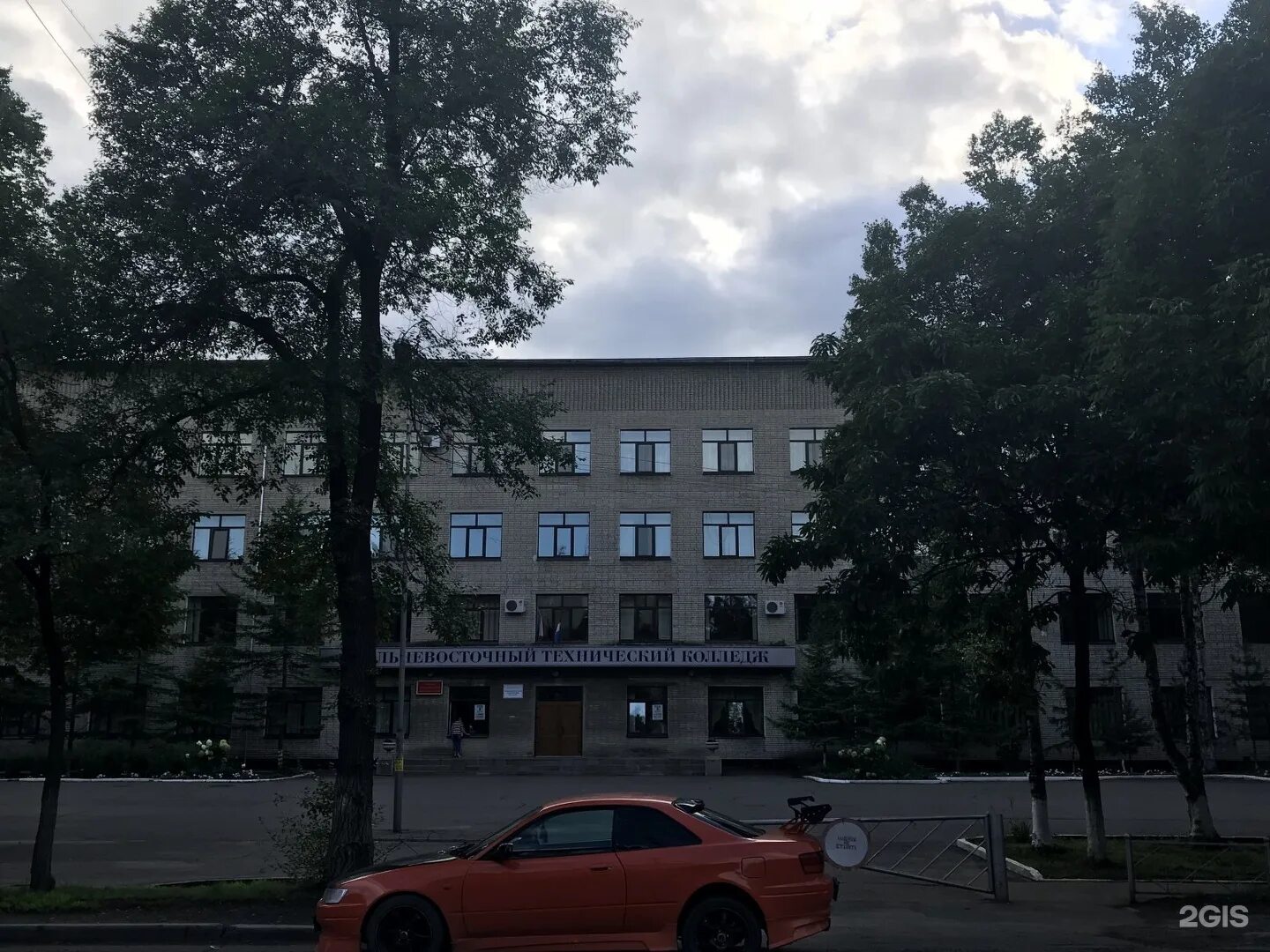 Классный час "Как мы выбираем профессию?