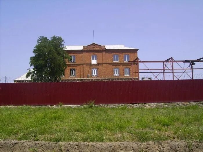 Ддт усть-донецкого района сайт. Х листопадов усть-донецкий район. Хутор апаринский усть-донецкого. Рп усть-донецкий ул ленина 59. Хутор листопадов ростовская область.