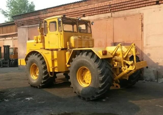 К 701 сила. Трактор k-701 кировец. Трактор колесный к-701. Трактор k-700 кировец. Модернизированный кировец.