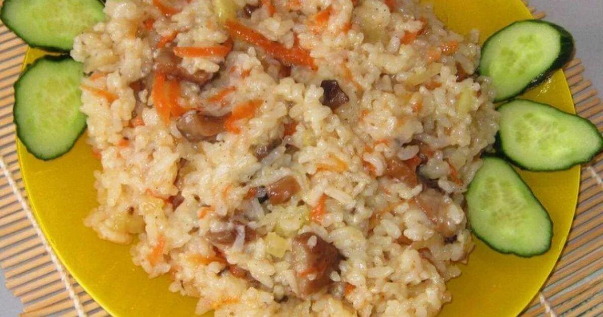 Рис с фаршем в мультиварке рецепты. Рис с мясом. мисо с рисом. блюдо с рисом и мясом. вкусный рис с мясом.