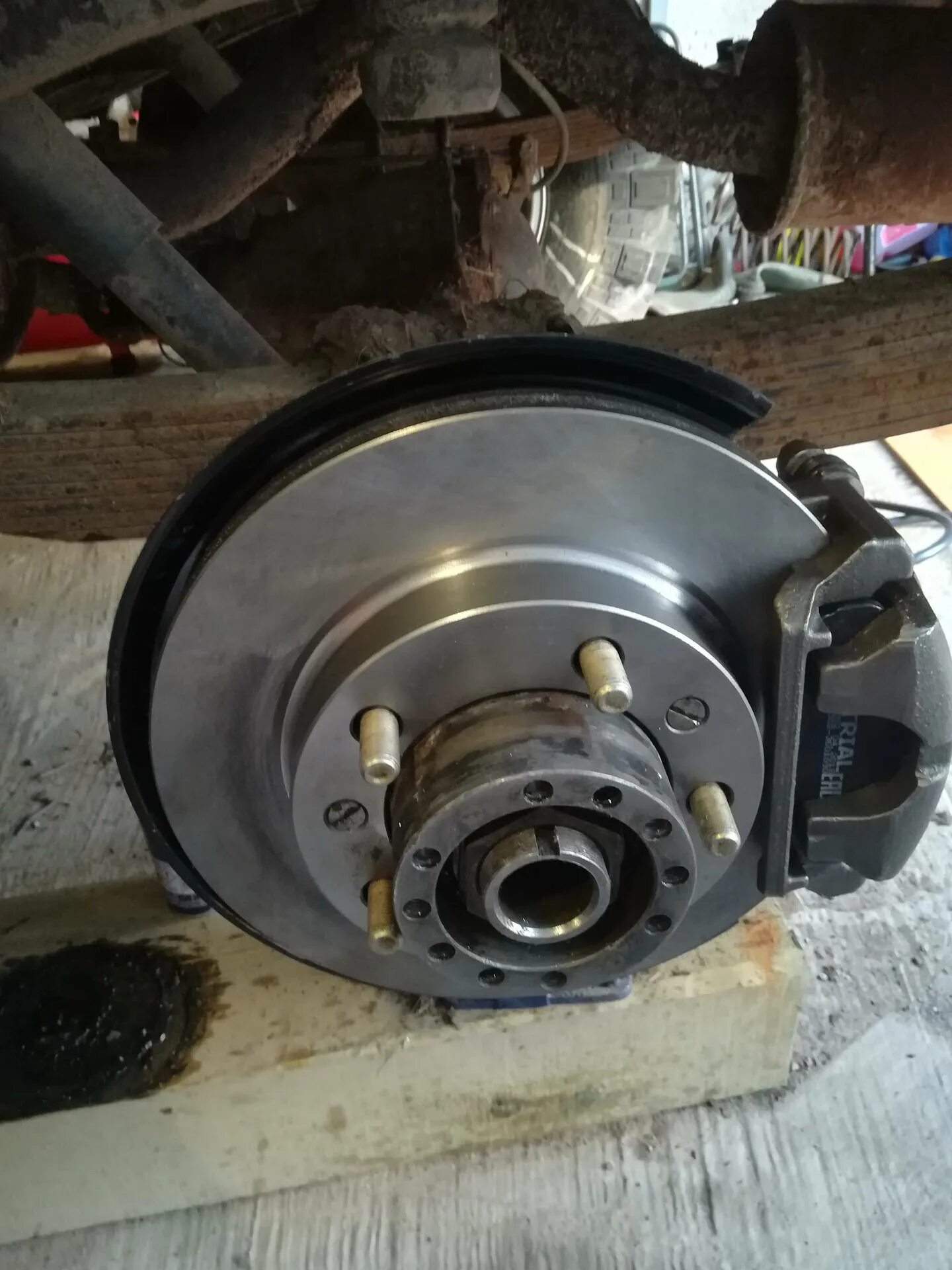 Мерседес 190 w201 задние тормоза. Газель 33023 двухпоршневые дисковые тормоза. Как поменять задние тормоза на дисковые. Заменить барабанные тормоза на дисковые ваз 2106. Как поменять задние тормоза на дисковые.