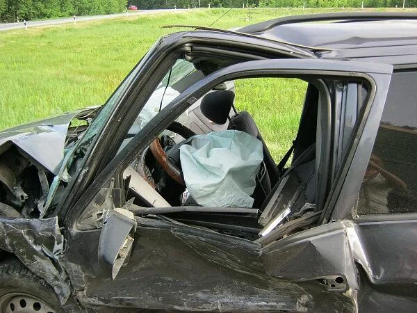 Усмань происшествия дтп. Дтп в усманском районе липецкой области. Авария в усмани липецкой области. 2022. Авария в усмани липецкой области.