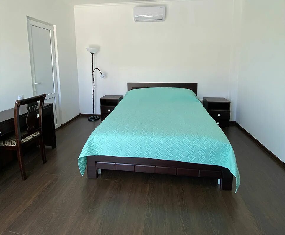 Family resort bambora. Отель фэмили бамбора гудаута. Отель папа абхазия гудаута. Family resort bambora. Отель аморе гудаута.