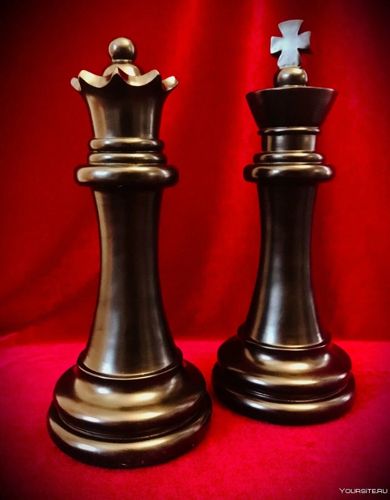 Король и королева в шахматах фото Chess pieces king queen bishop knight rook pawn flat vector icons set. Chess fig