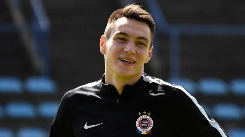 Караваев. Караваев владимир афанасьевич хирург. Вячеслав караваев футболист зенит. Караваев л а. Вячеслав караваев футболист.