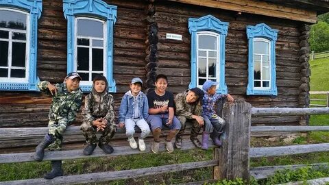 Russian village life много денег