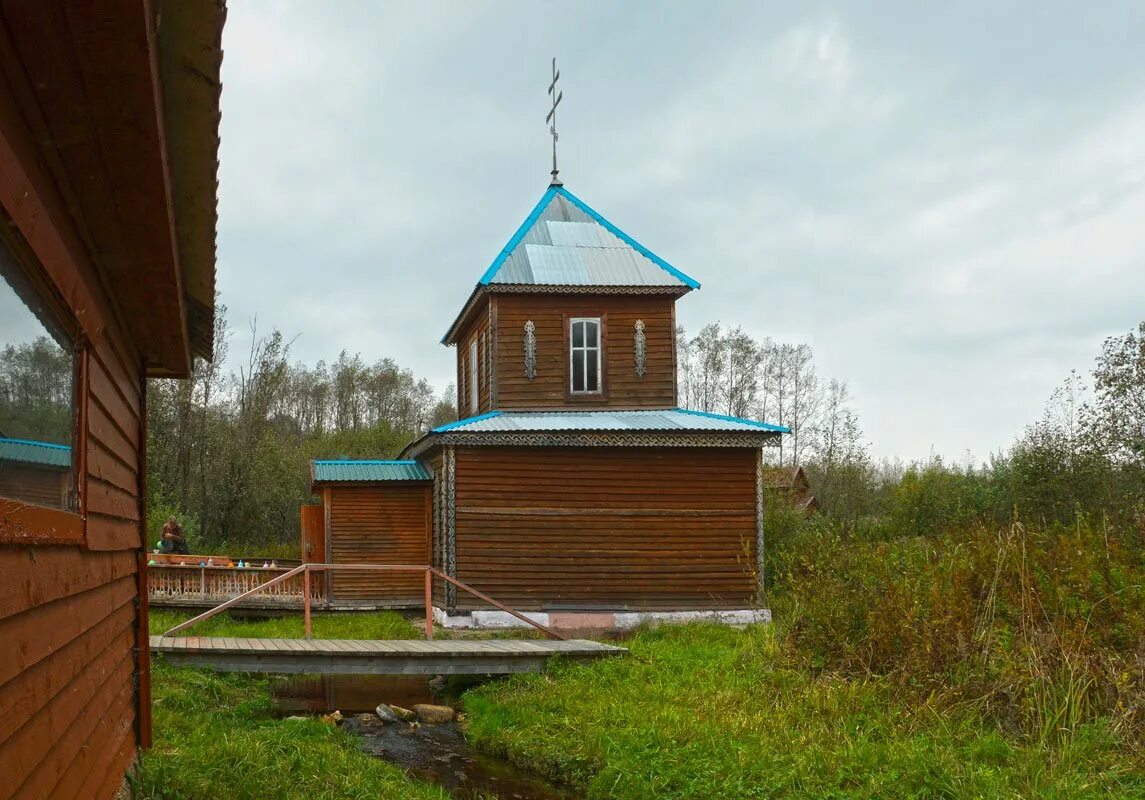 Церковь архангела михаила урочище маслово. Маслово тульская область церковь михаила архангела. Церковь михаила архангела на мече тульская область. Село маслово тульская область. Церковь архангела михаила урочище маслово.